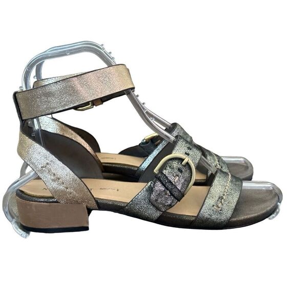 Naked Feet Zeke Two Tone Metallic Buckle Block Heel Sandals Women’s Size 10 - Picture 5 of 10
